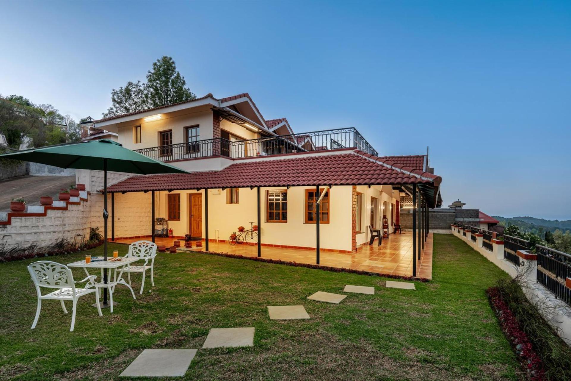 Stayvista At The West Wind 5Bhk Villa Ooty Comp Breakfast Esterno foto