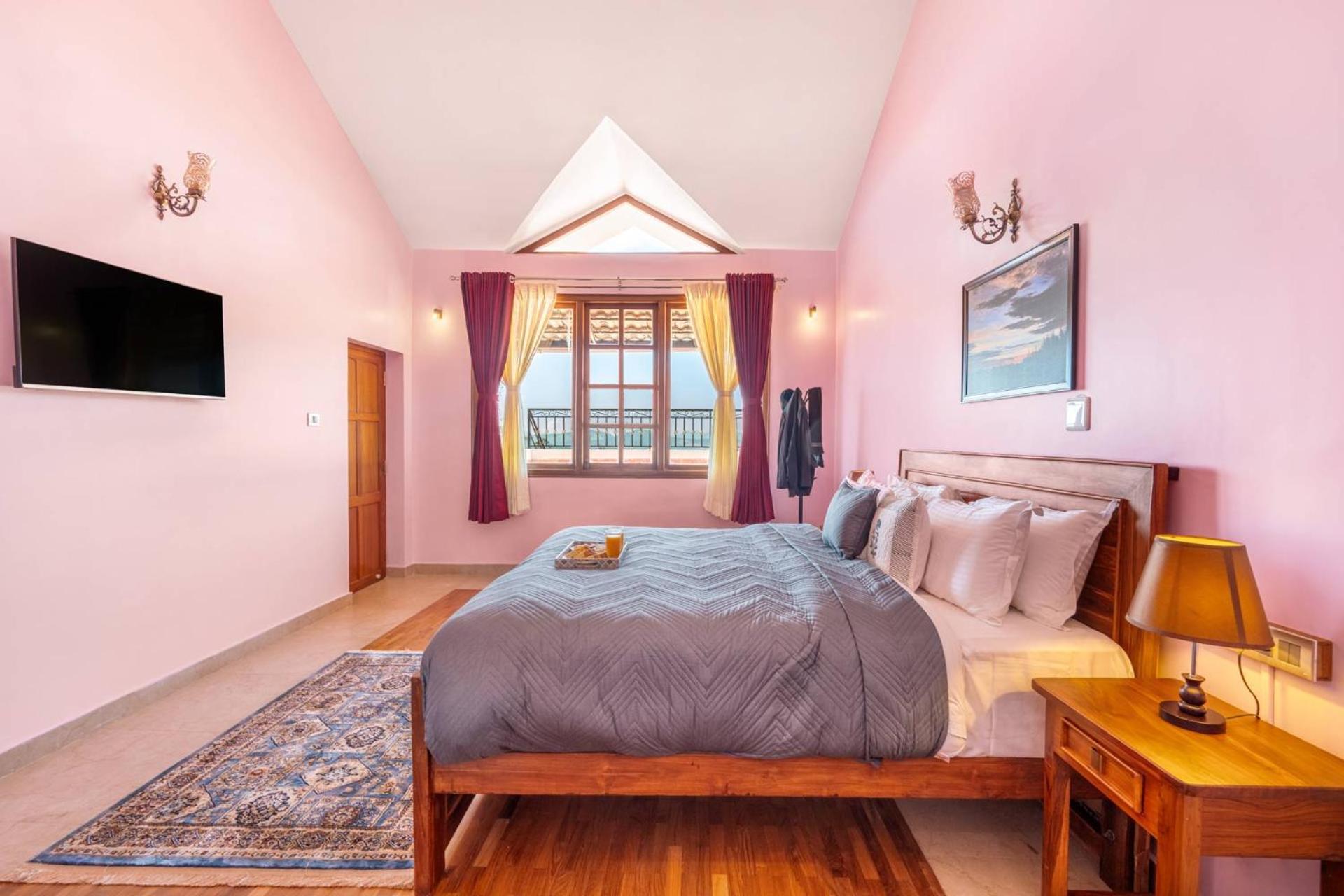 Stayvista At The West Wind 5Bhk Villa Ooty Comp Breakfast Esterno foto